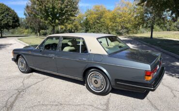 Rolls-Royce-Silver-SpiritSpurDawn-1990-Sedan-7