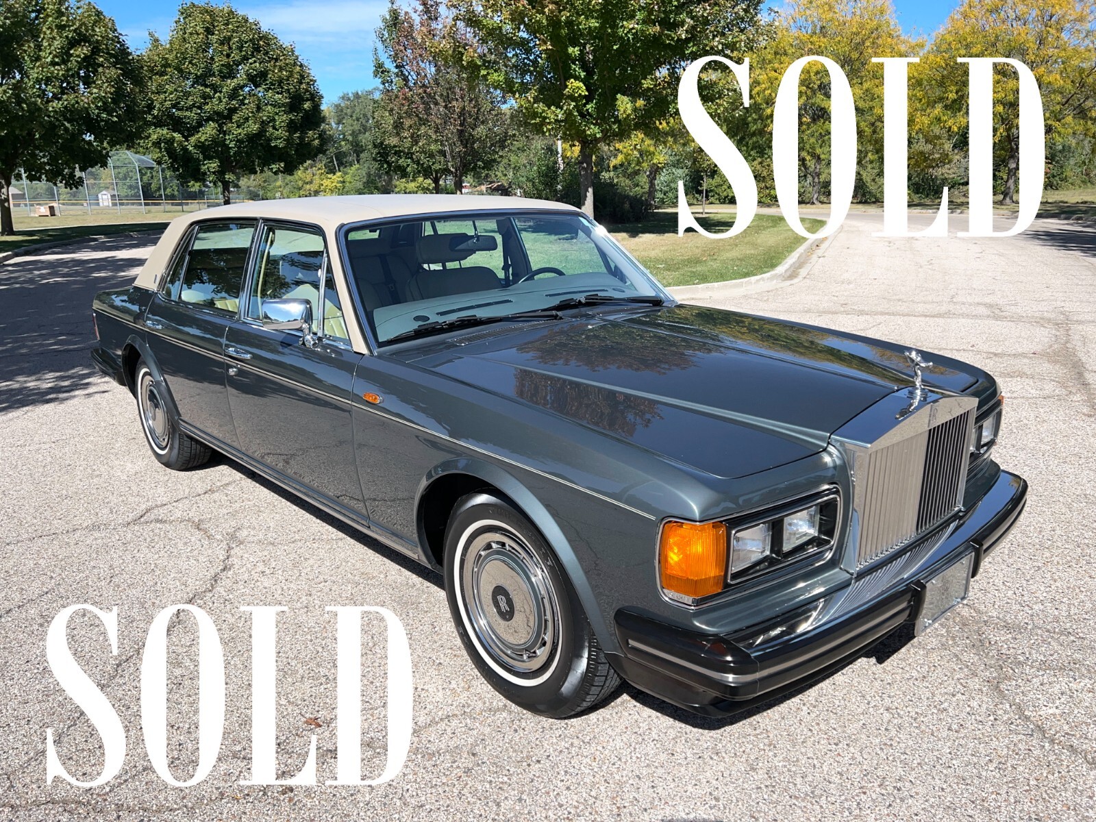 Rolls-Royce Silver Spirit/Spur/Dawn 1990 Sedan