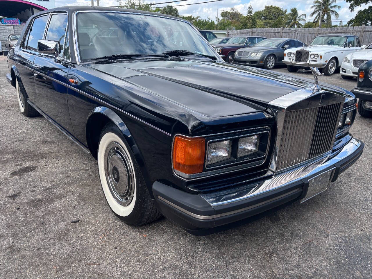 Rolls-Royce-Silver-SpiritSpurDawn-1991-Sedan-1