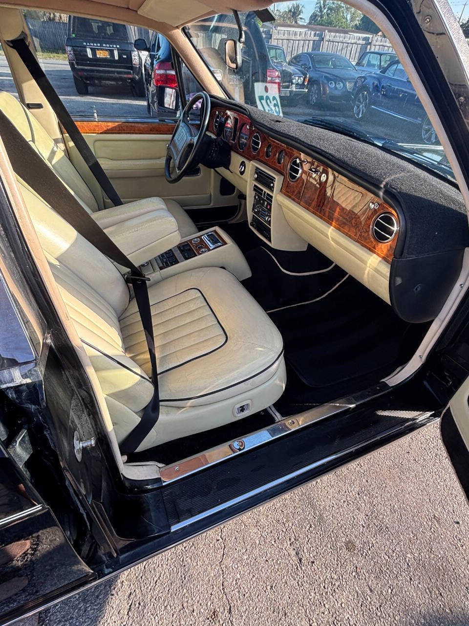 Rolls-Royce-Silver-SpiritSpurDawn-1991-Sedan-14