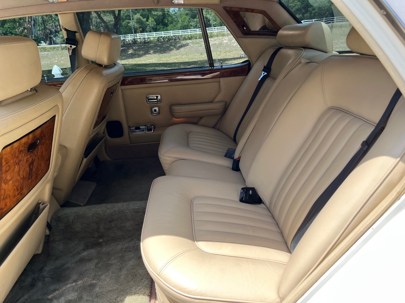 Rolls-Royce-Silver-Spur-1985-Sedan-9