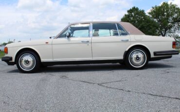 Rolls-royce-Silver-spur-1988-brown-1
