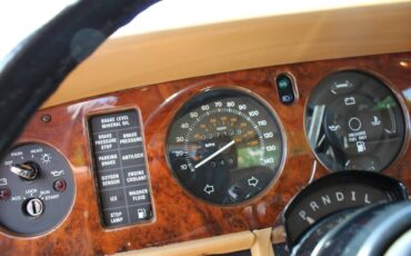 Rolls-royce-Silver-spur-1988-brown-11