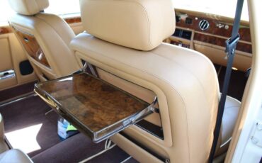 Rolls-royce-Silver-spur-1988-brown-16