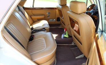 Rolls-royce-Silver-spur-1988-brown-18