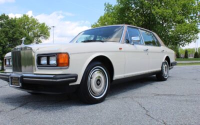 Rolls-royce Silver spur  1988 brown