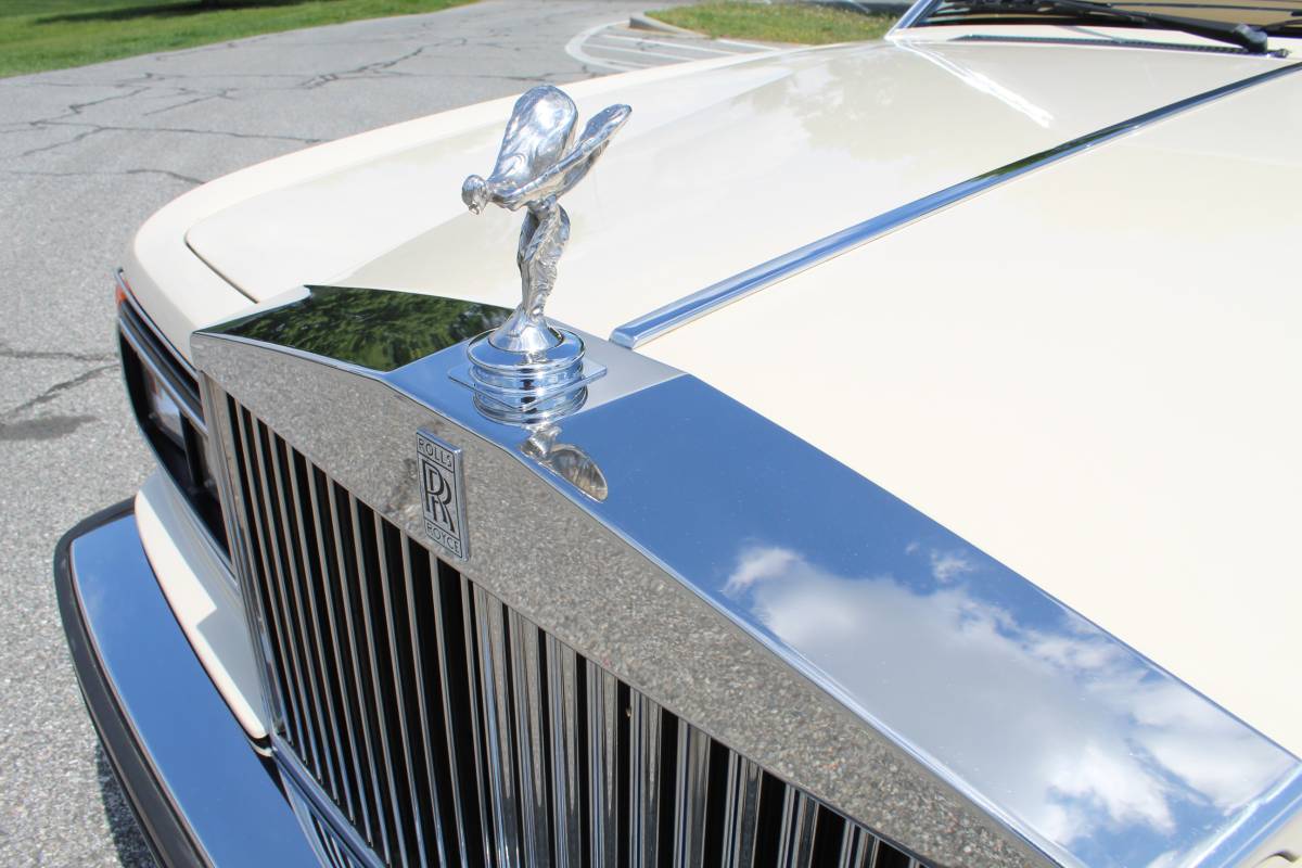 Rolls-royce-Silver-spur-1988-brown-6