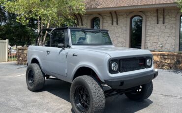 SCOUT-800-1964-SUV