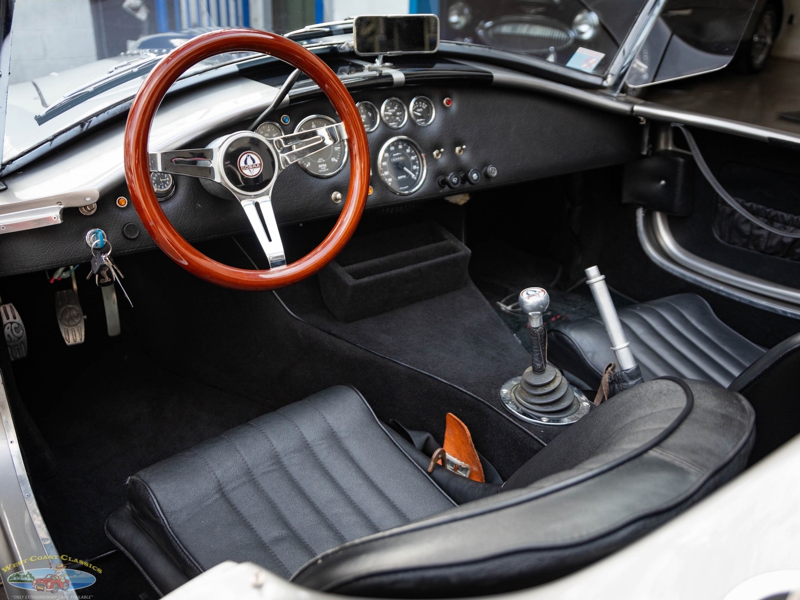 Shelby-Backdraft-Cobra-RT3-1965-2-Door-Convertible-33