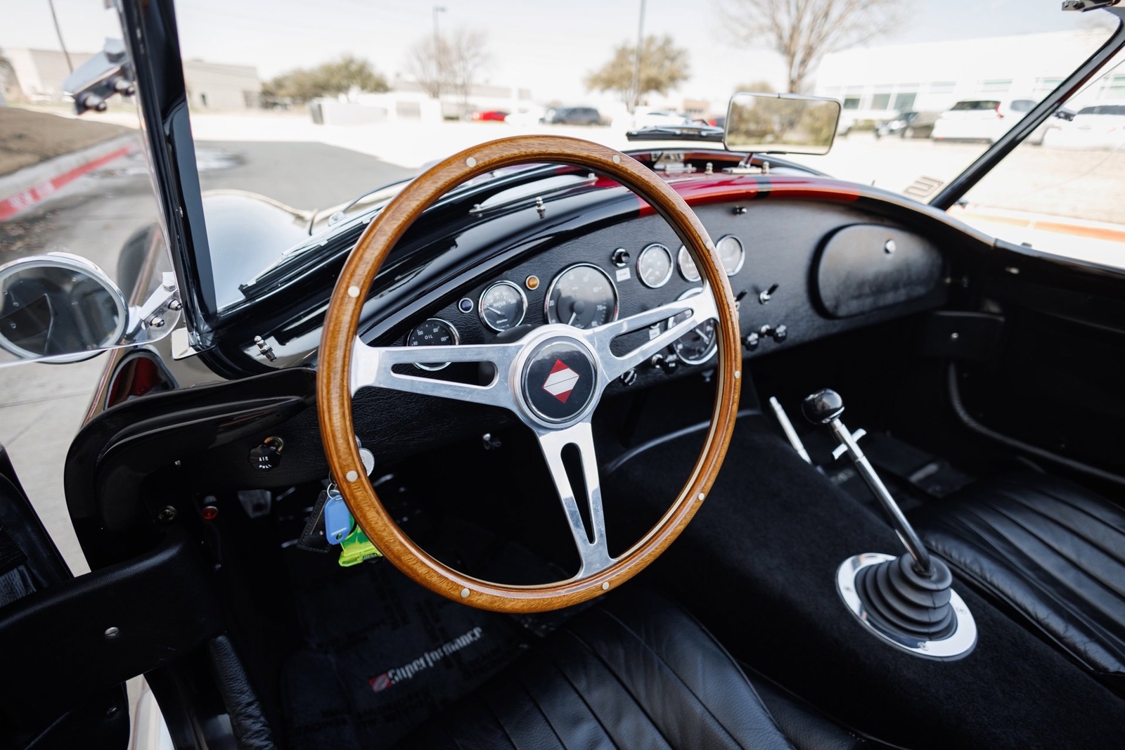 Shelby-Cobra-1965-Convertible-37