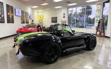 Shelby-Cobra-1965-Roadster-10