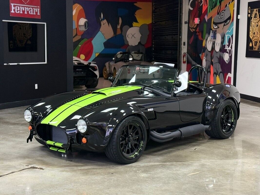 Shelby-Cobra-1965-Roadster-3