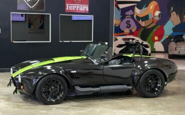 Shelby-Cobra-1965-Roadster-4