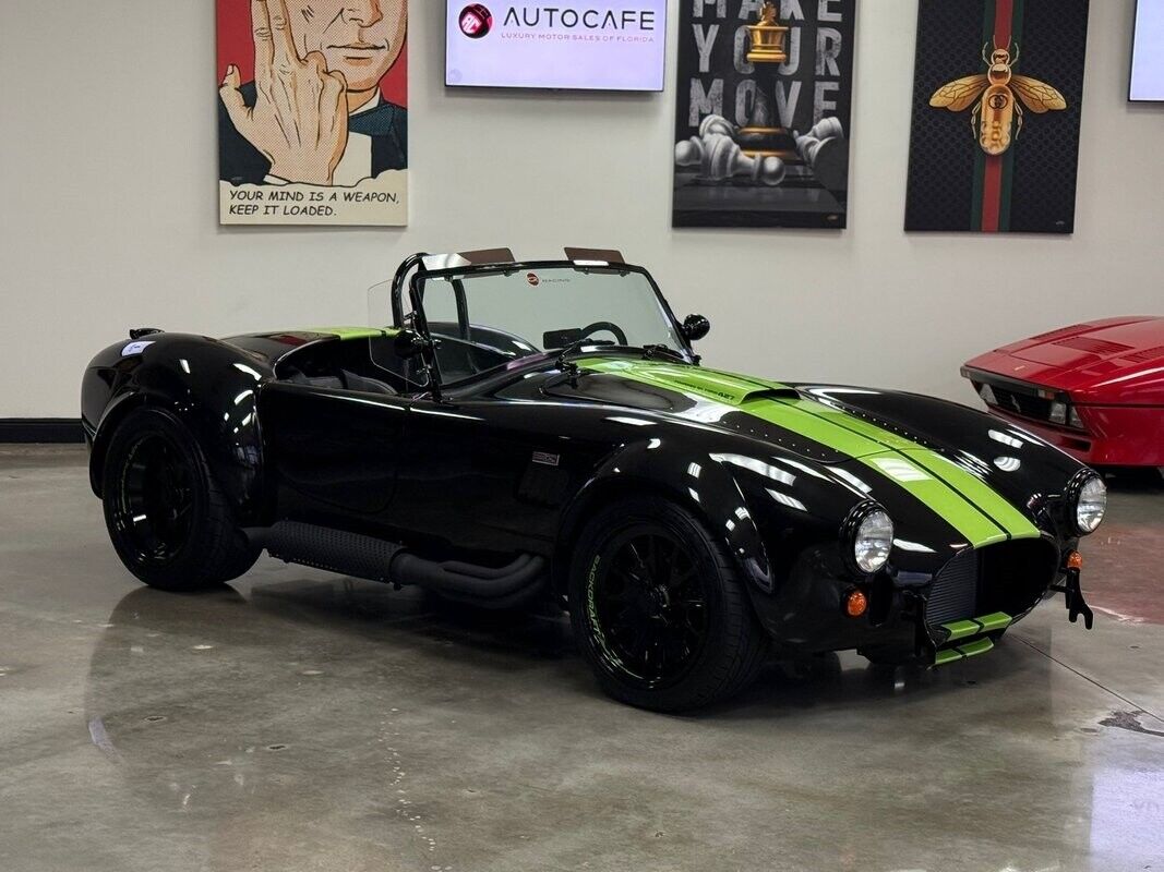 Shelby-Cobra-1965-Roadster