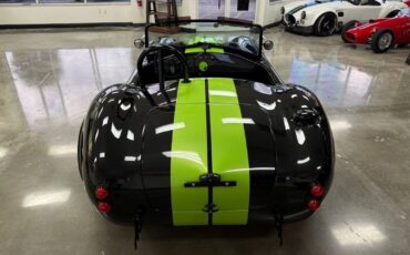 Shelby-Cobra-1965-Roadster-9