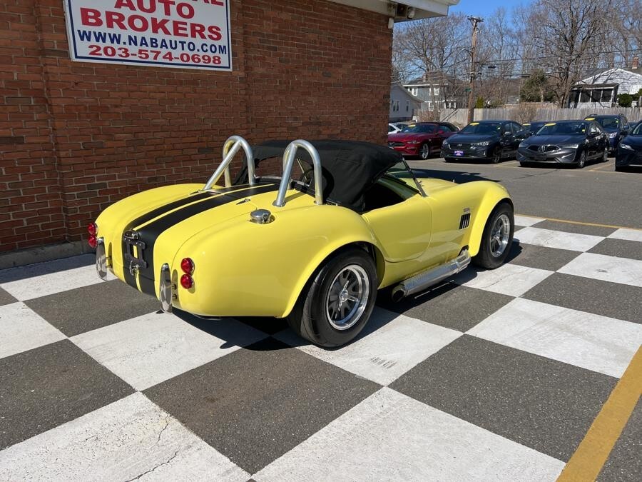 Shelby-Cobra-1966-Coupe-3