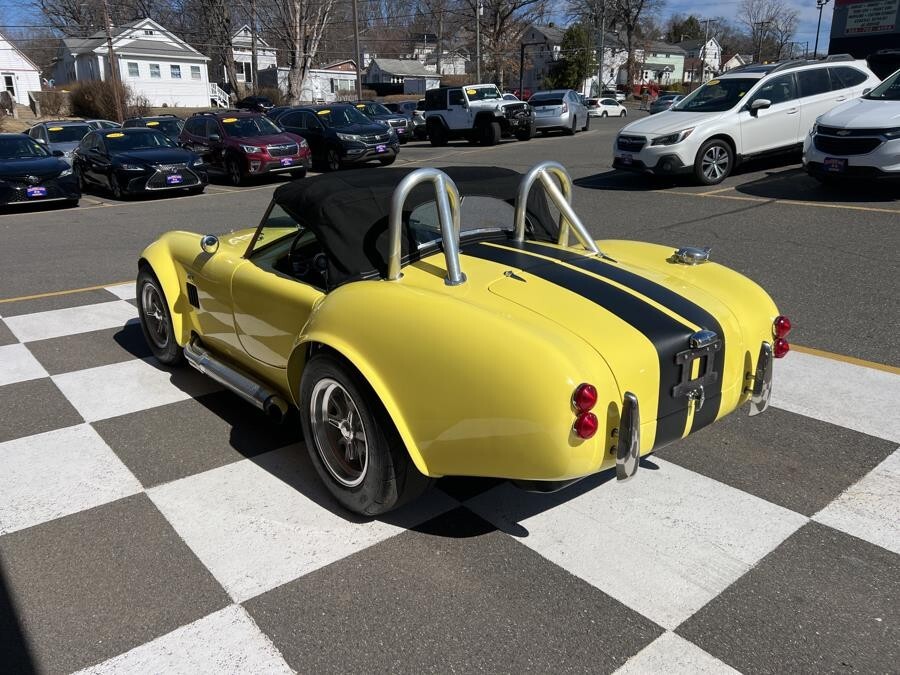Shelby-Cobra-1966-Coupe-7
