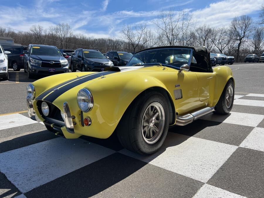 Shelby-Cobra-1966-Coupe-8