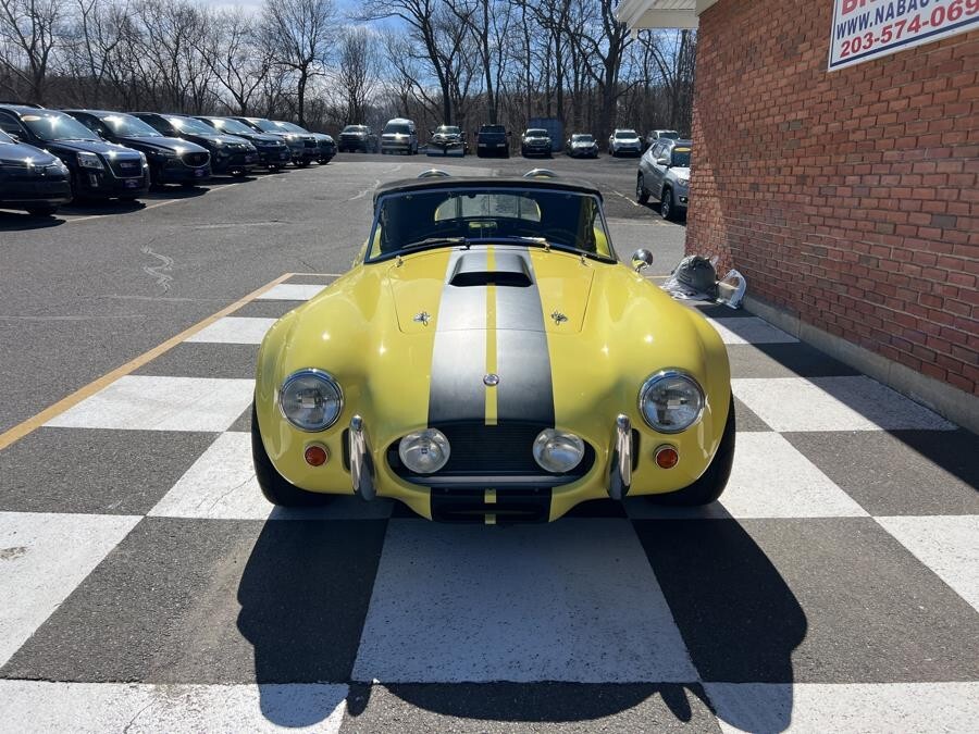 Shelby-Cobra-1966-Coupe-9