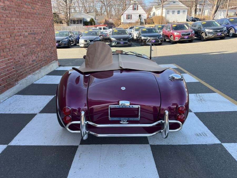 Shelby-Cobra-1967-Coupe-12