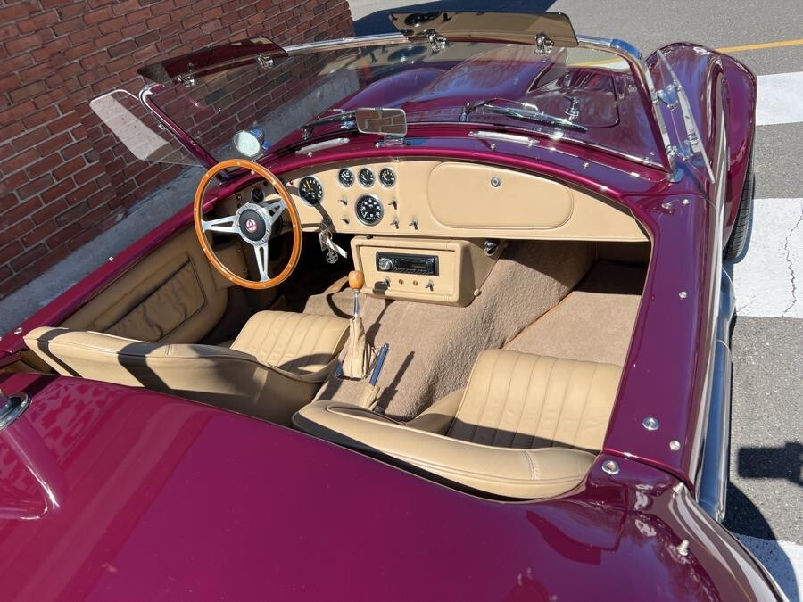 Shelby-Cobra-1967-Coupe-25