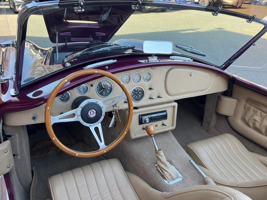 Shelby-Cobra-1967-Coupe-30