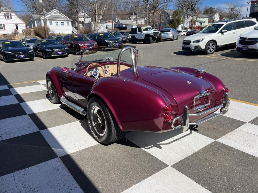 Shelby-Cobra-1967-Coupe-6