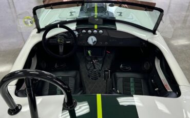 Shelby-Cobra-Replica-1965-Roadster-7