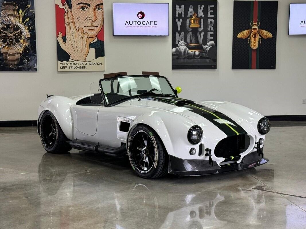 Shelby-Cobra-Replica-1965-Roadster
