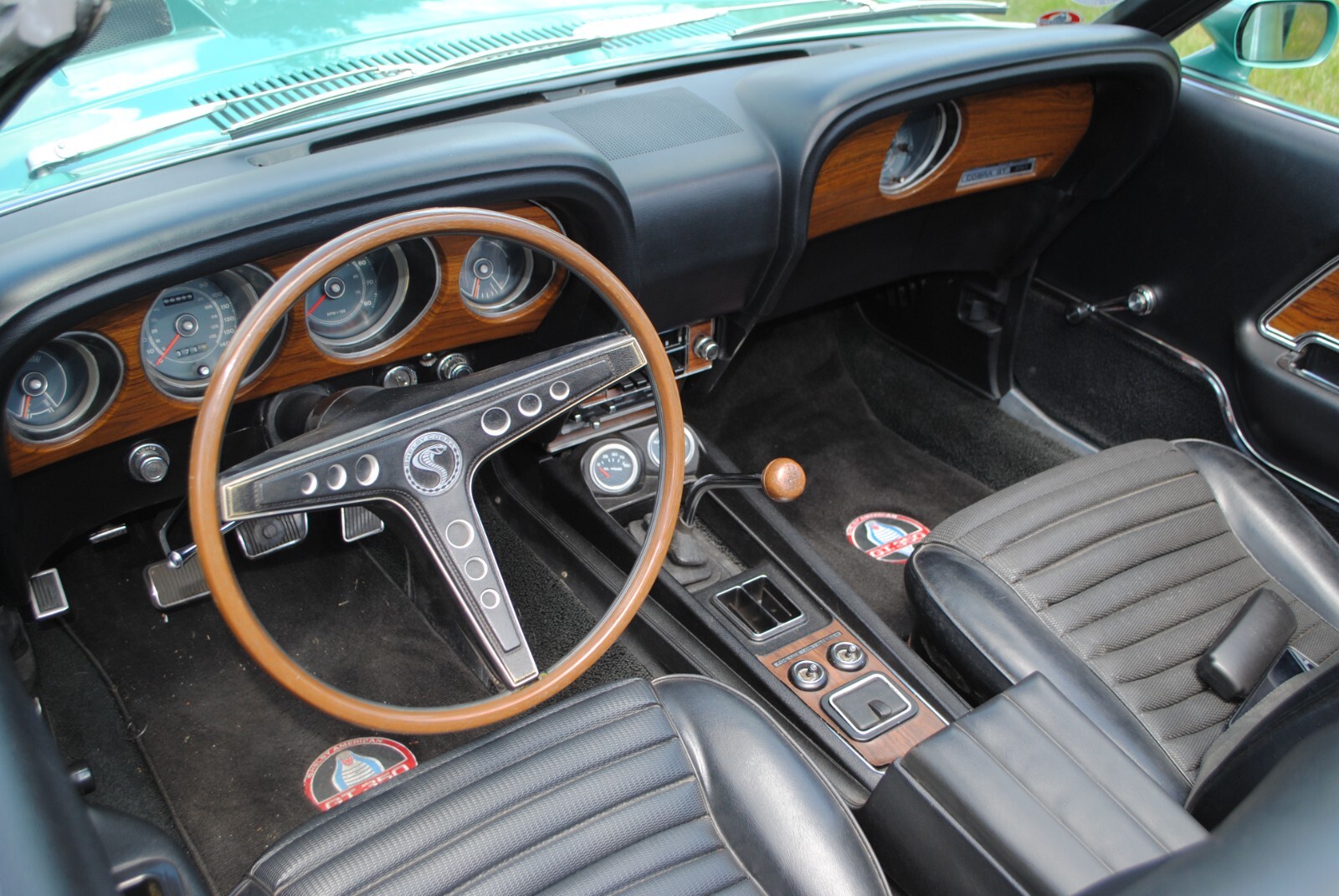 Shelby-GT-1969-Convertible-4