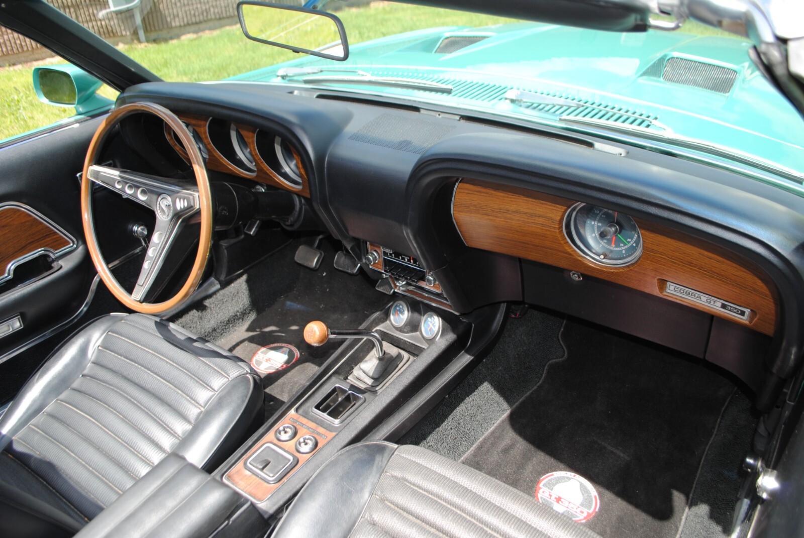Shelby-GT-1969-Convertible-7