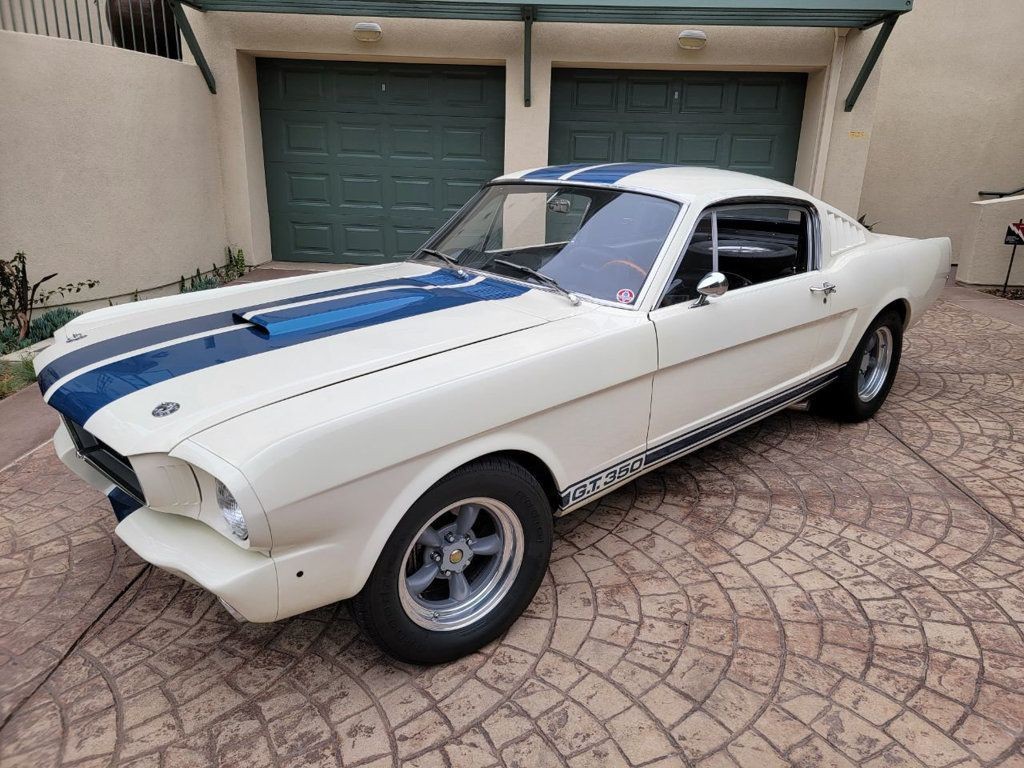 Shelby-GT350-1965-Coupe-1