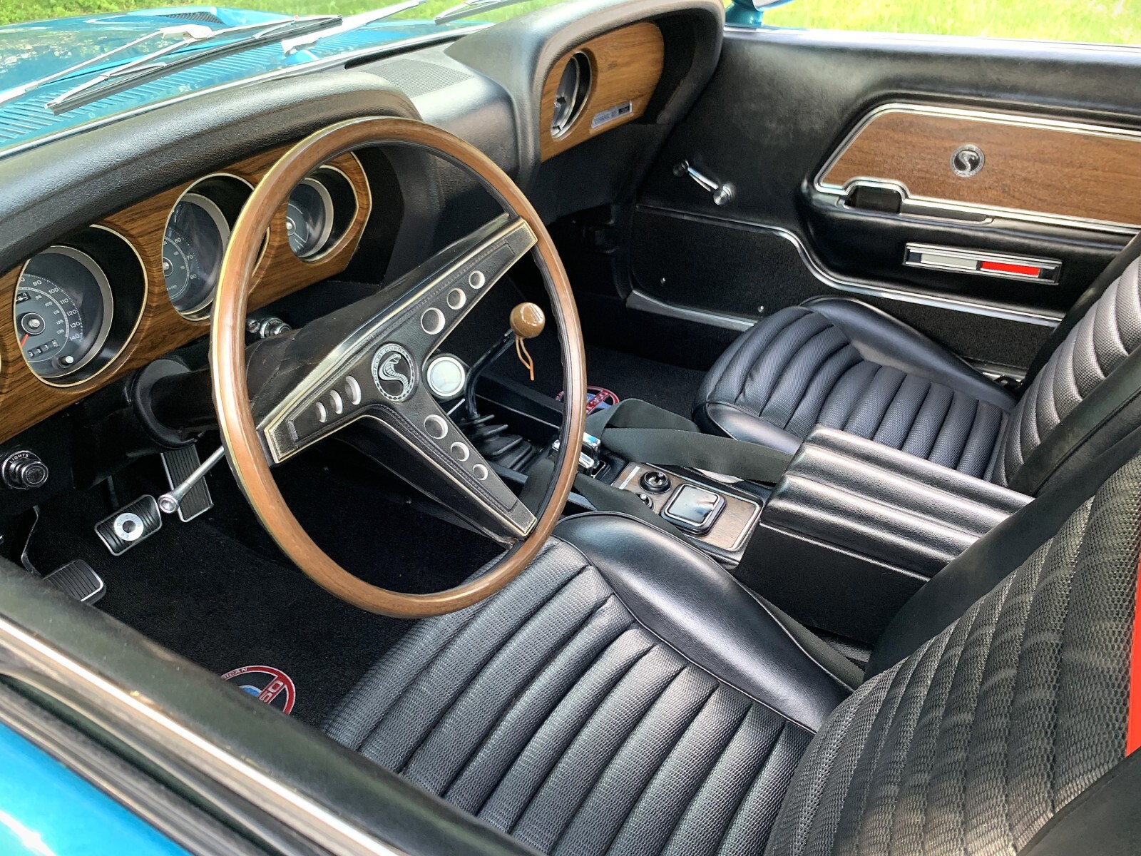Shelby-GT350-1969-Fastback-13