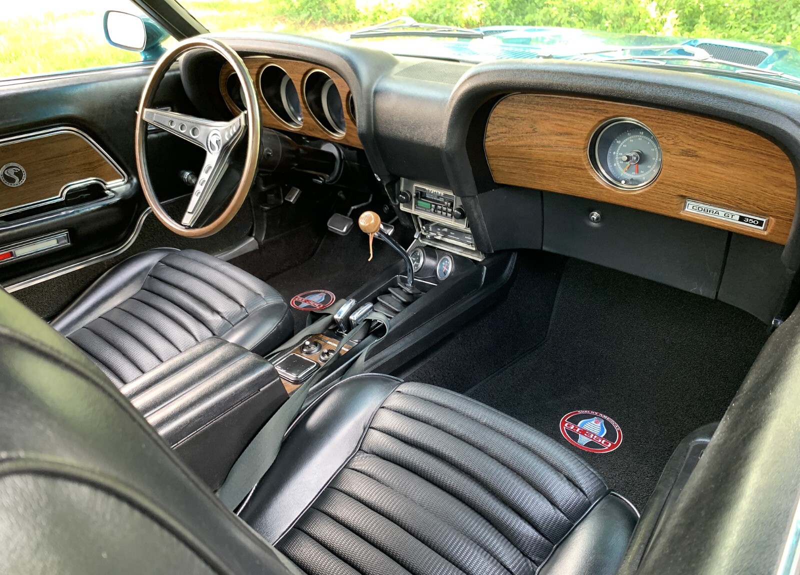 Shelby-GT350-1969-Fastback-15