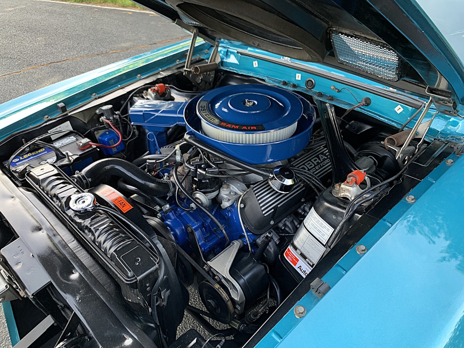 Shelby-GT350-1969-Fastback-3