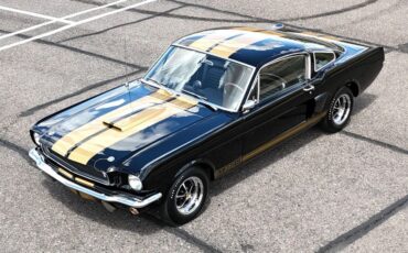 Shelby-GT350H-1966-Fastback-11