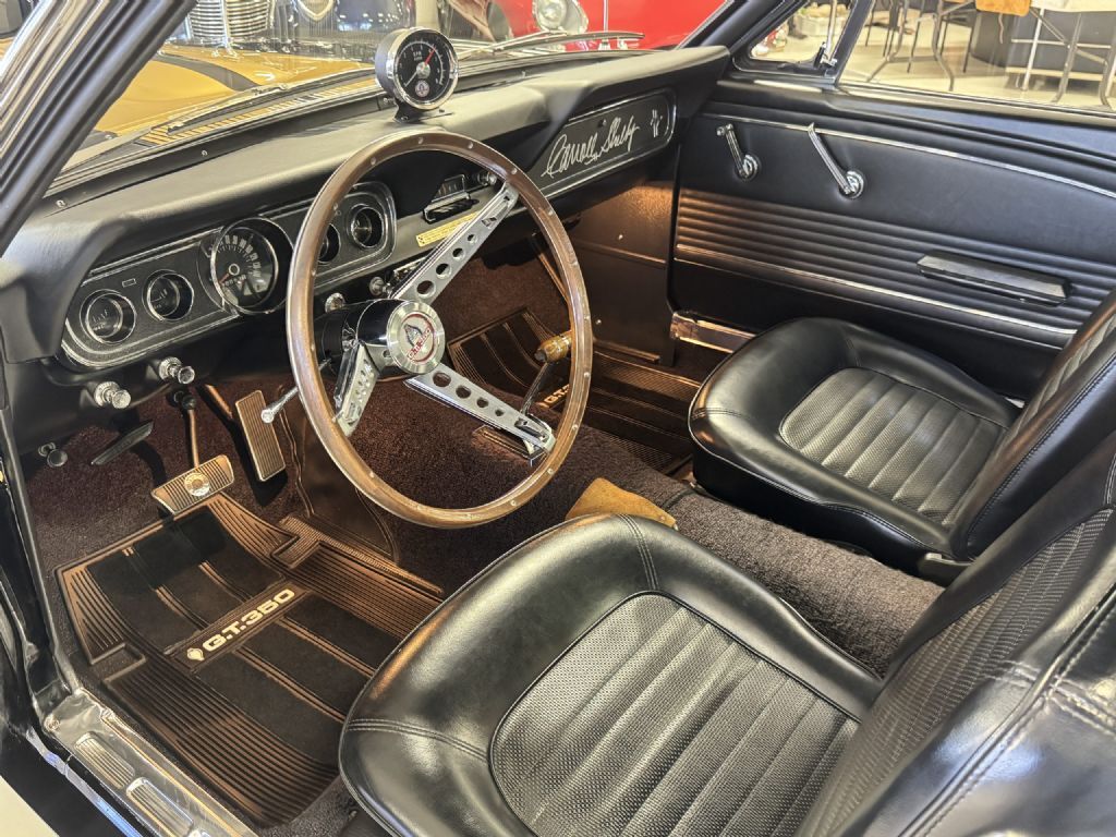 Shelby-GT350H-1966-Fastback-24