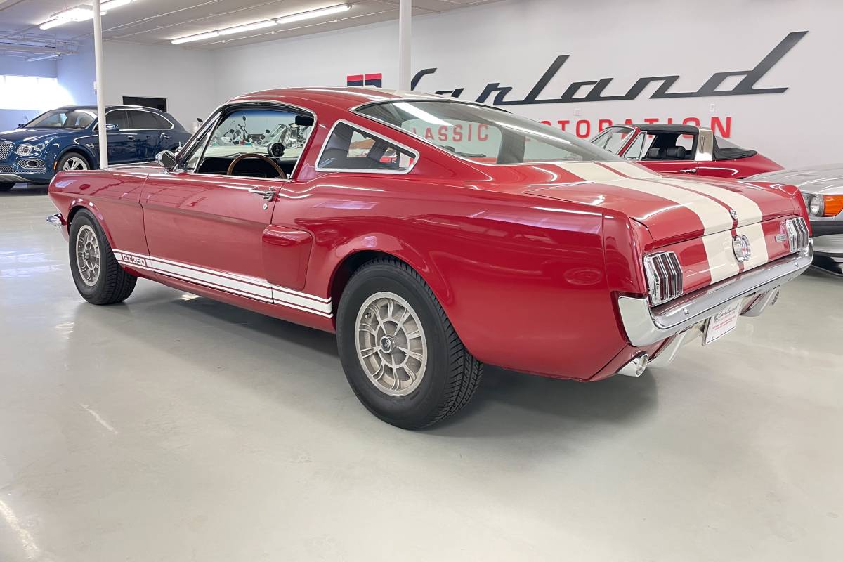 Shelby Gt350  1966 red