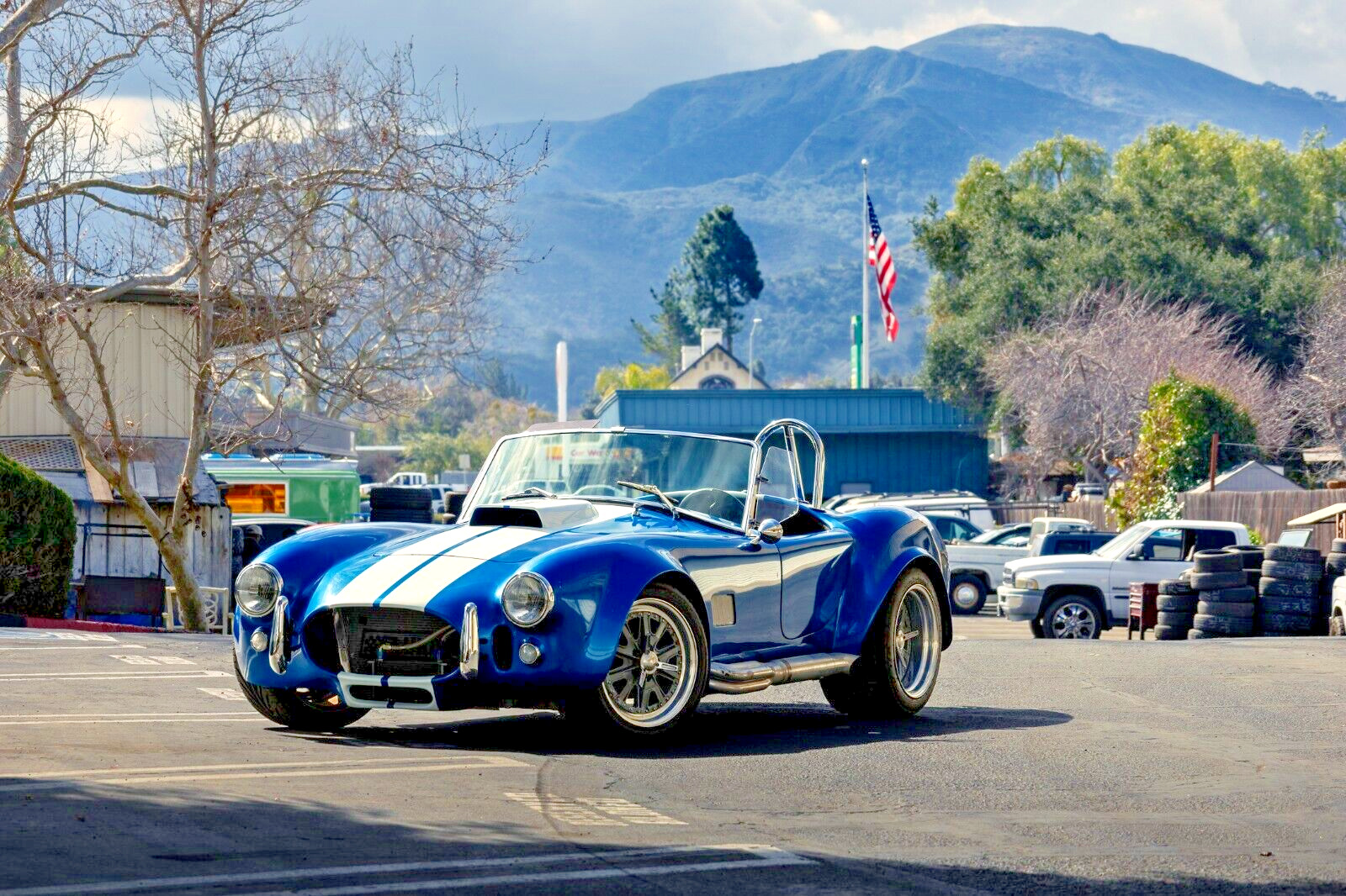 Shelby-V-8-1967-Coupe-1