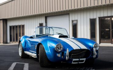 Shelby-V-8-1967-Coupe-10