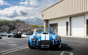 Shelby-V-8-1967-Coupe-11