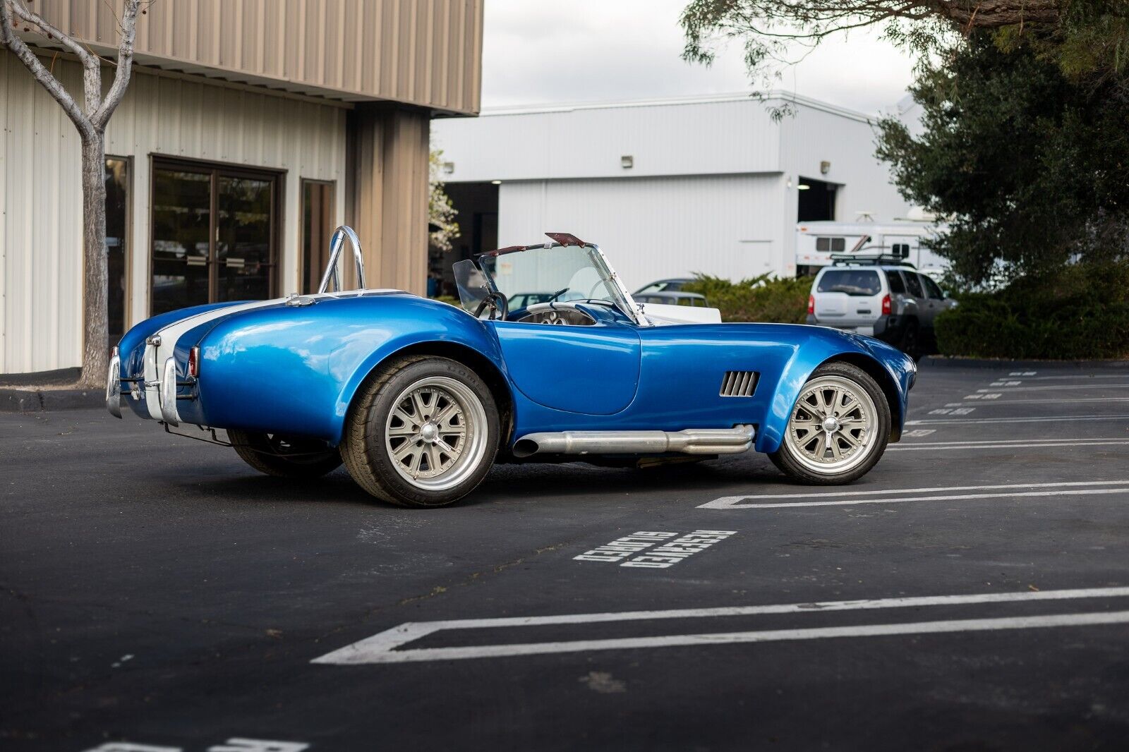 Shelby-V-8-1967-Coupe-8