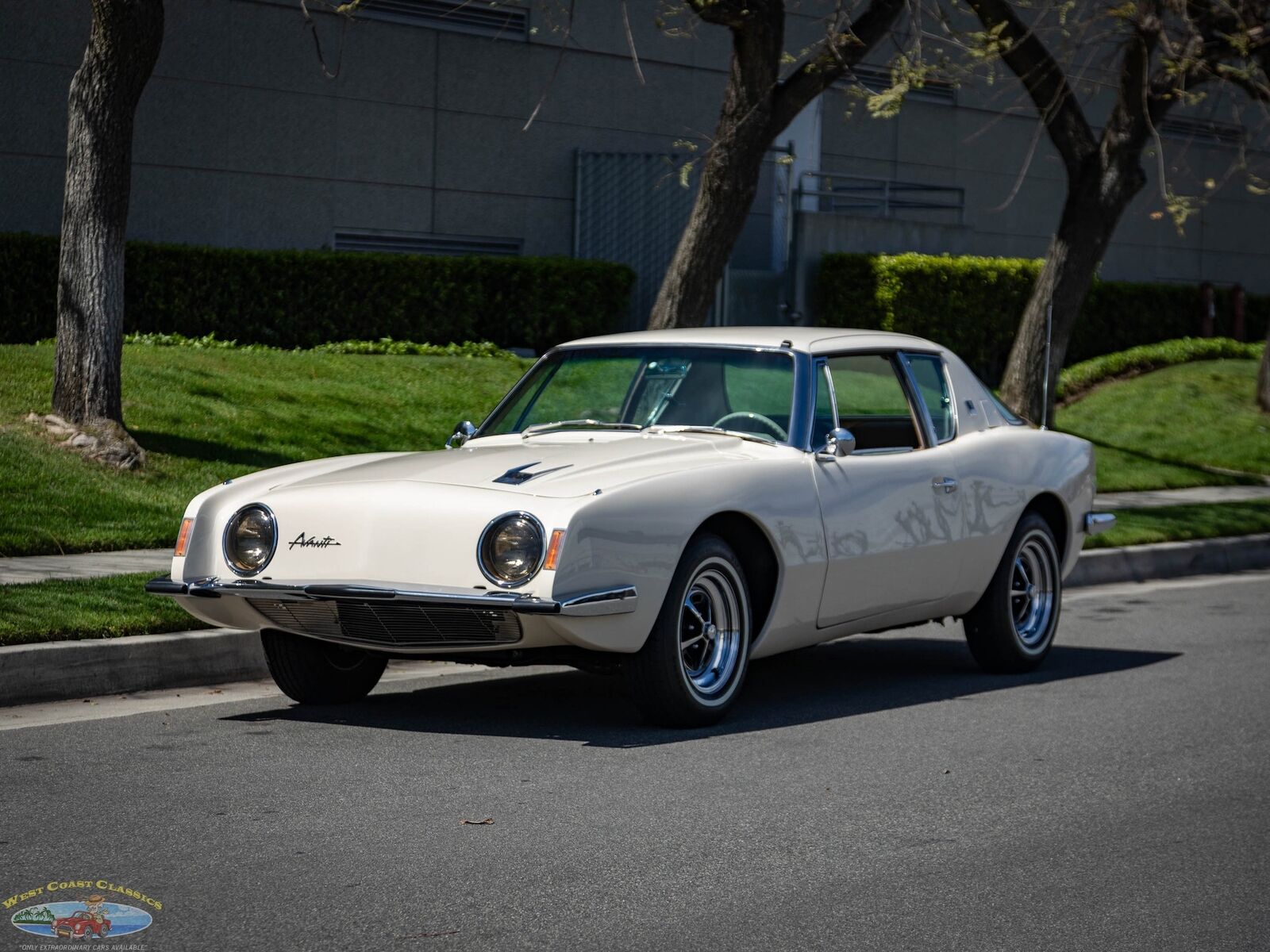 Studebaker Avanti 1963 2 Door Coupe