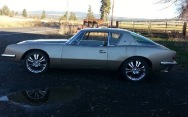 Studebaker-Avanti-1963-brown-1