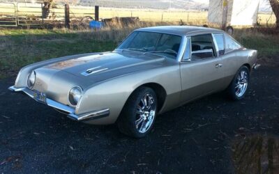 Studebaker Avanti  1963 brown