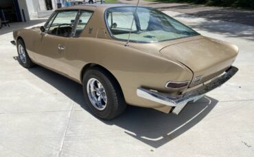 Studebaker-Avanti-r2-1963-custom-2