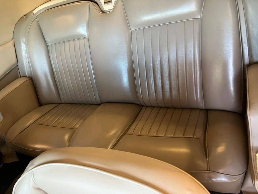 Studebaker-Avanti-r2-1963-custom-4