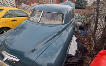 Studebaker-Champion-1948-Sedan-3