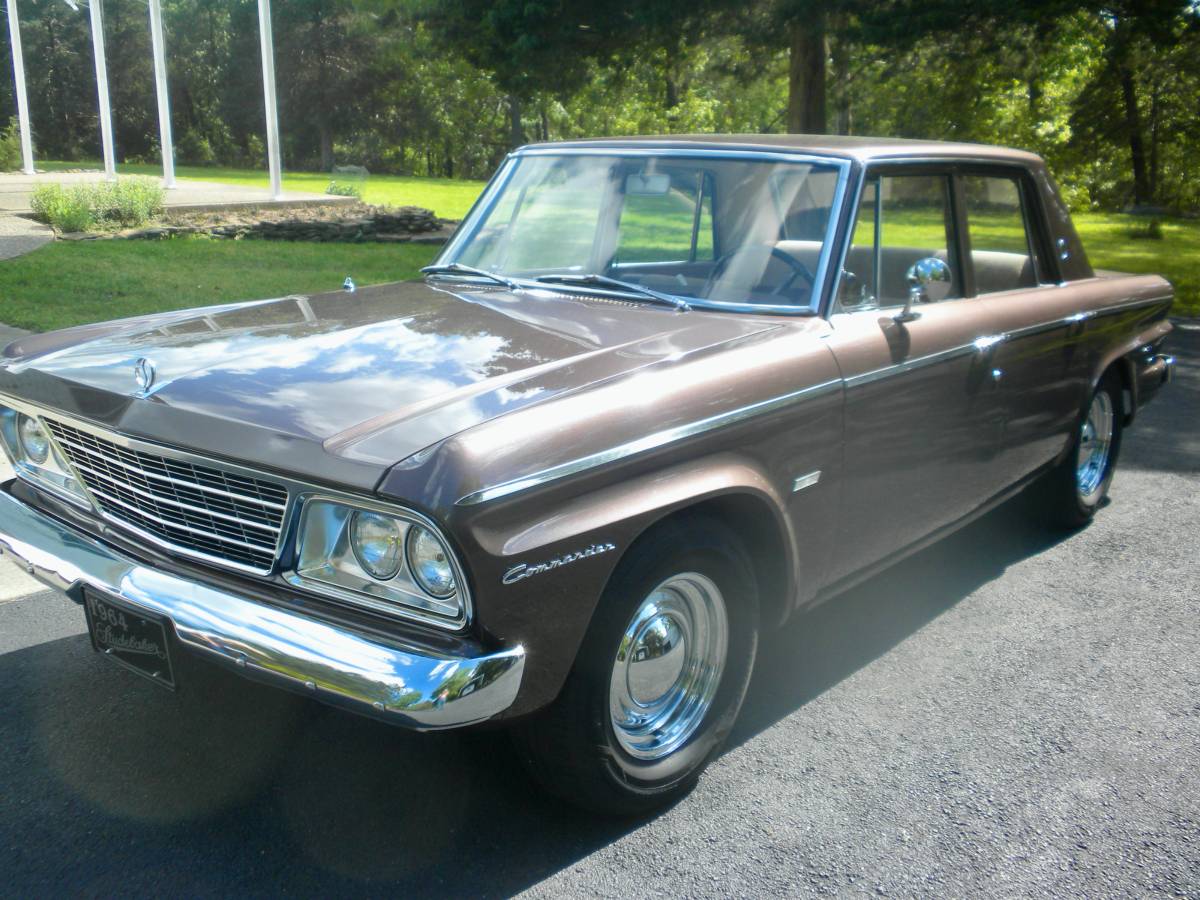 Studebaker-Commander-1964-brown-9