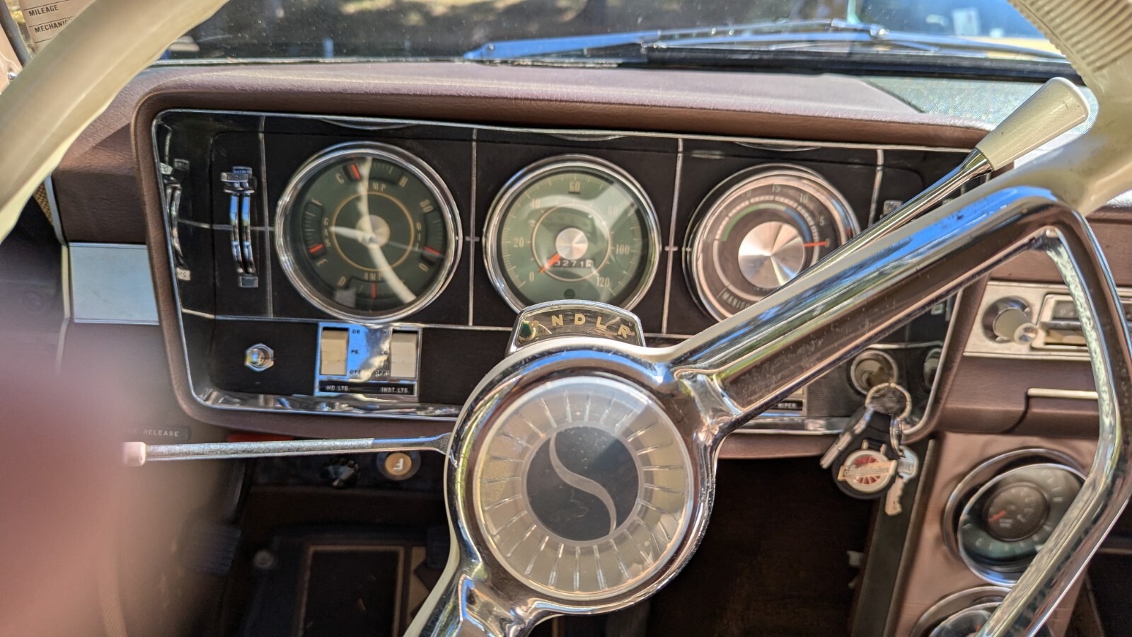 Studebaker-Cruiser-1964-4-Door-2